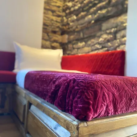 Doda 3* Gjirokastër