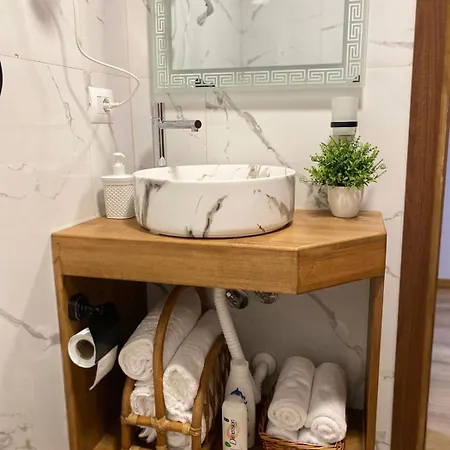 Doda 3* Gjirokastër